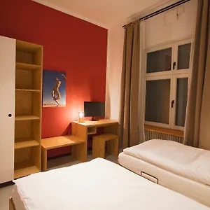 Schillinger-berlin Am Tempelhofer Feld Appart hôtel